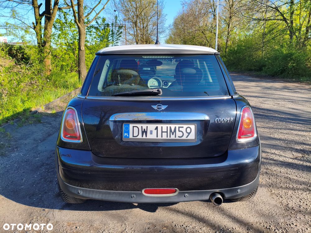 MINI Cooper Standard - 4