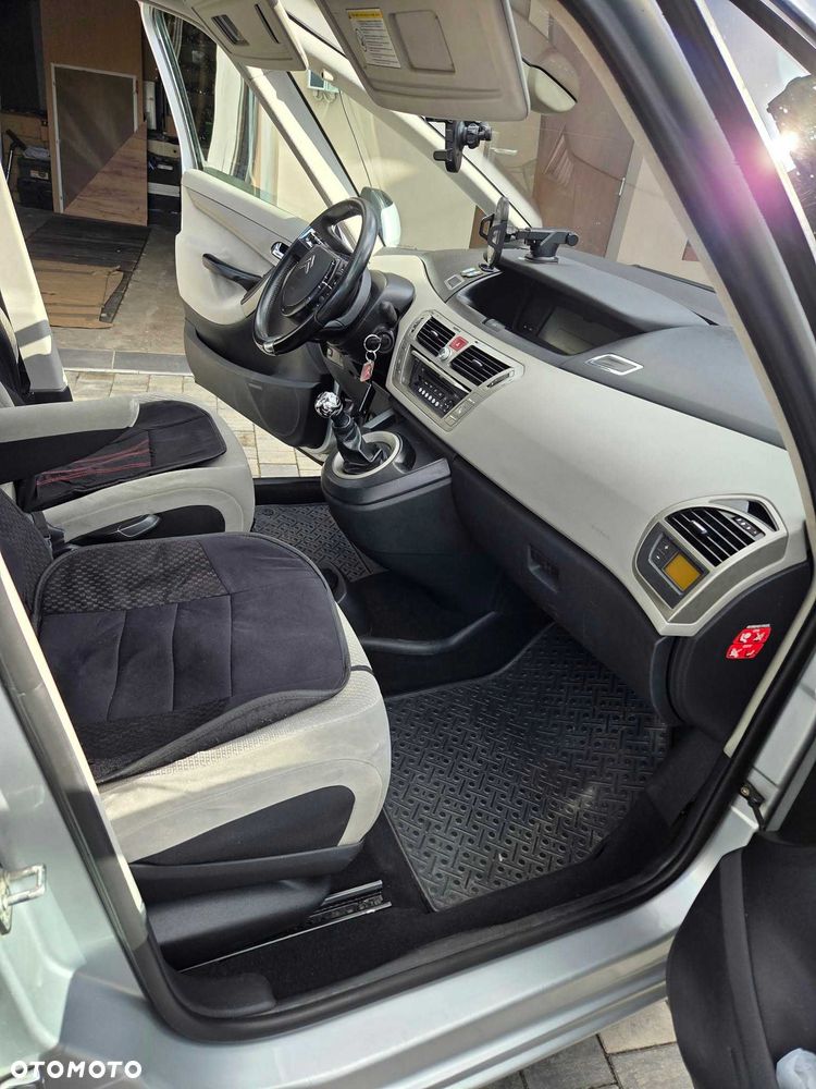 Citroën C4 Picasso - 6