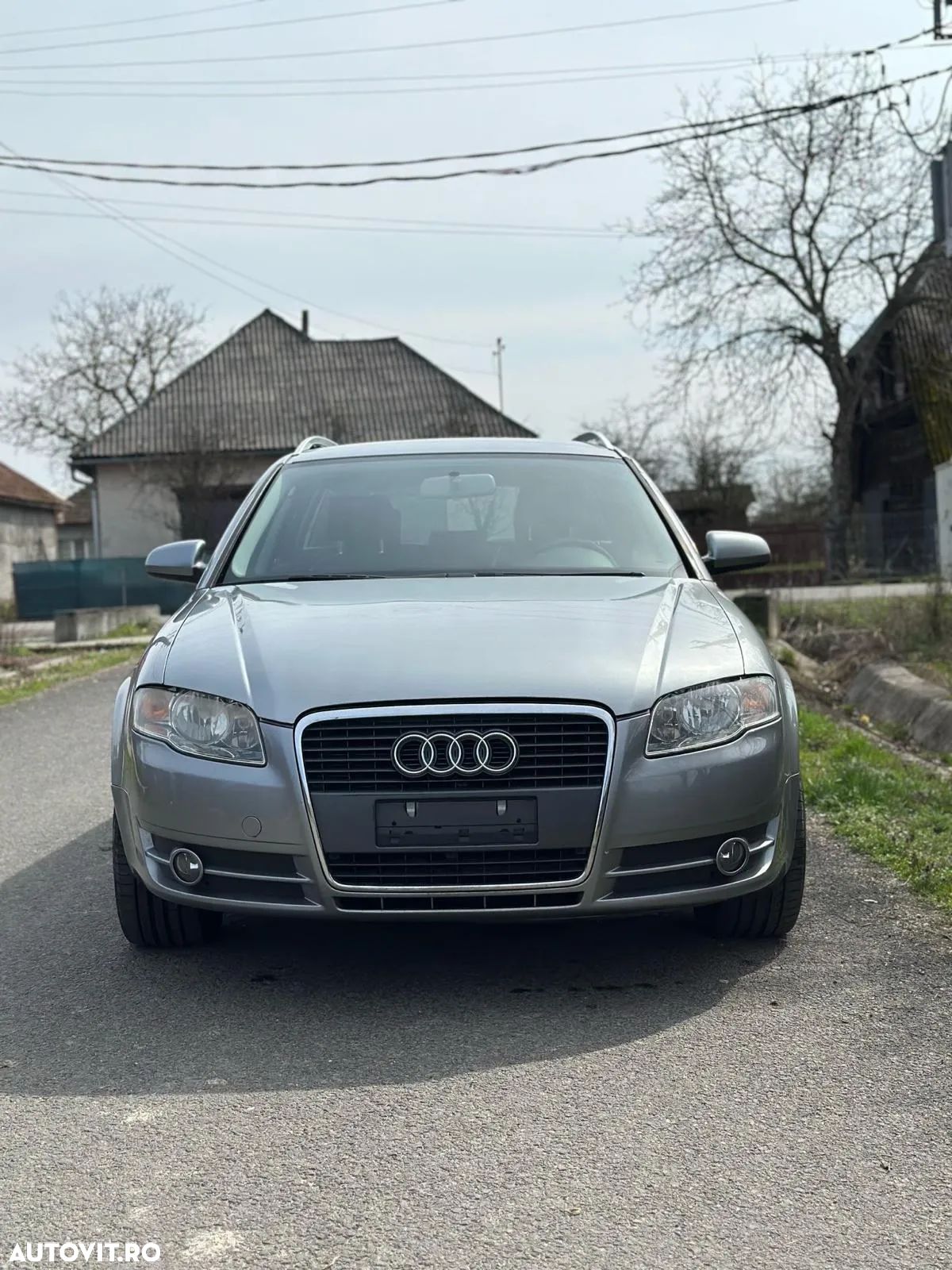 Audi A4 Avant 2.0 TDI - 1