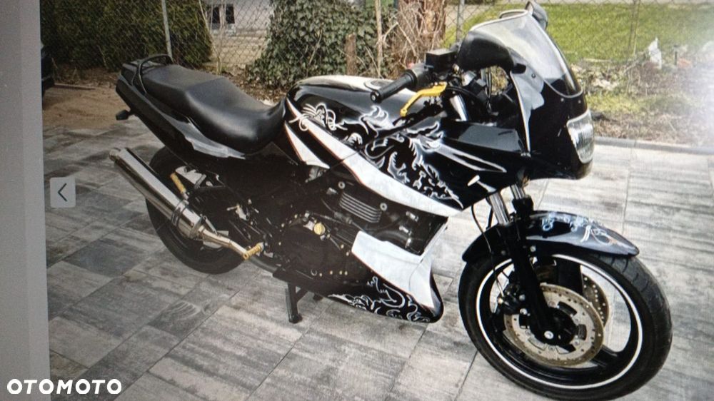 Kawasaki GPZ - 1