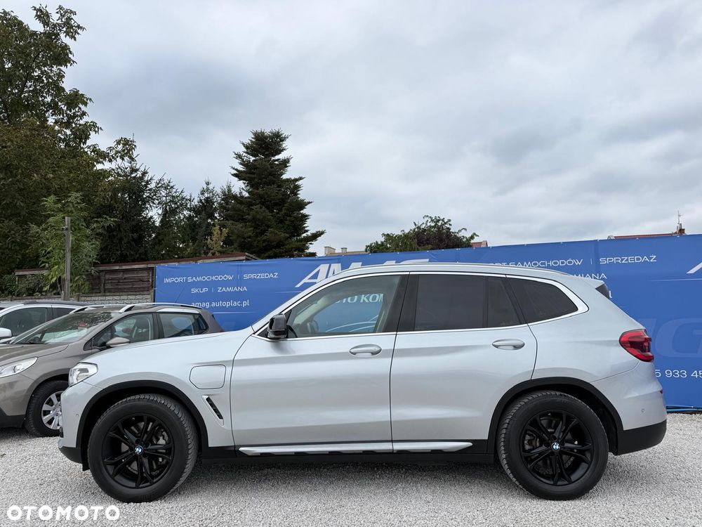 BMW X3 xDrive30e - 9