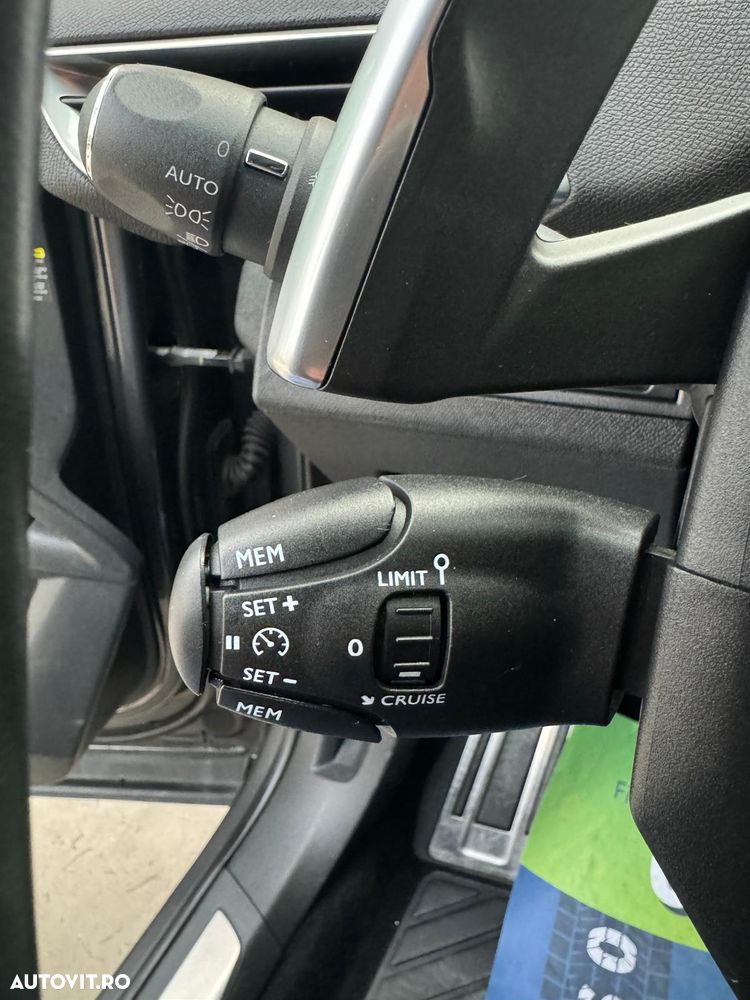 Peugeot 3008 BlueHDi 180 Stop & Start EAT6 GT - 30