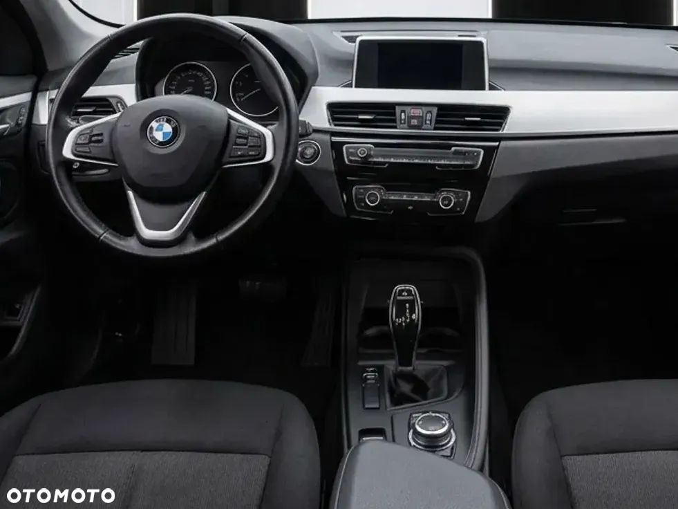 BMW X1 sDrive18i Advantage - 5