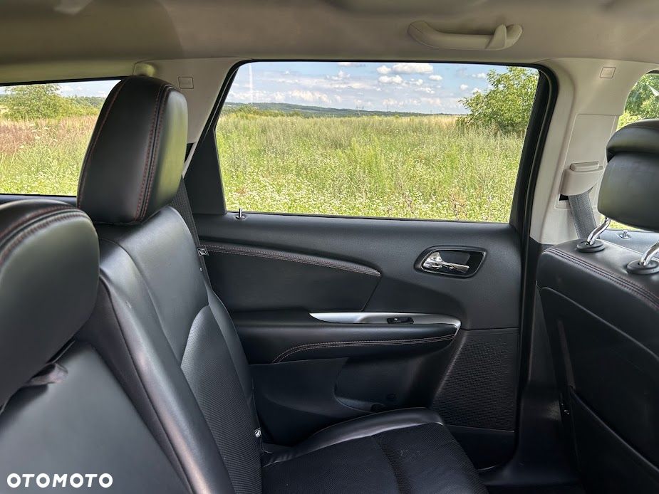 Dodge Journey - 11