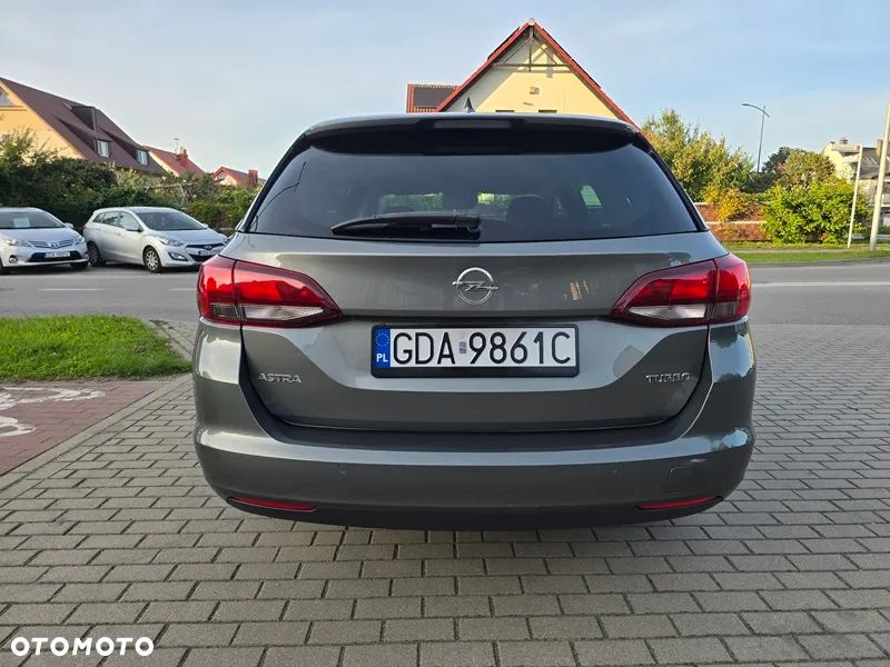 Opel Astra - 4