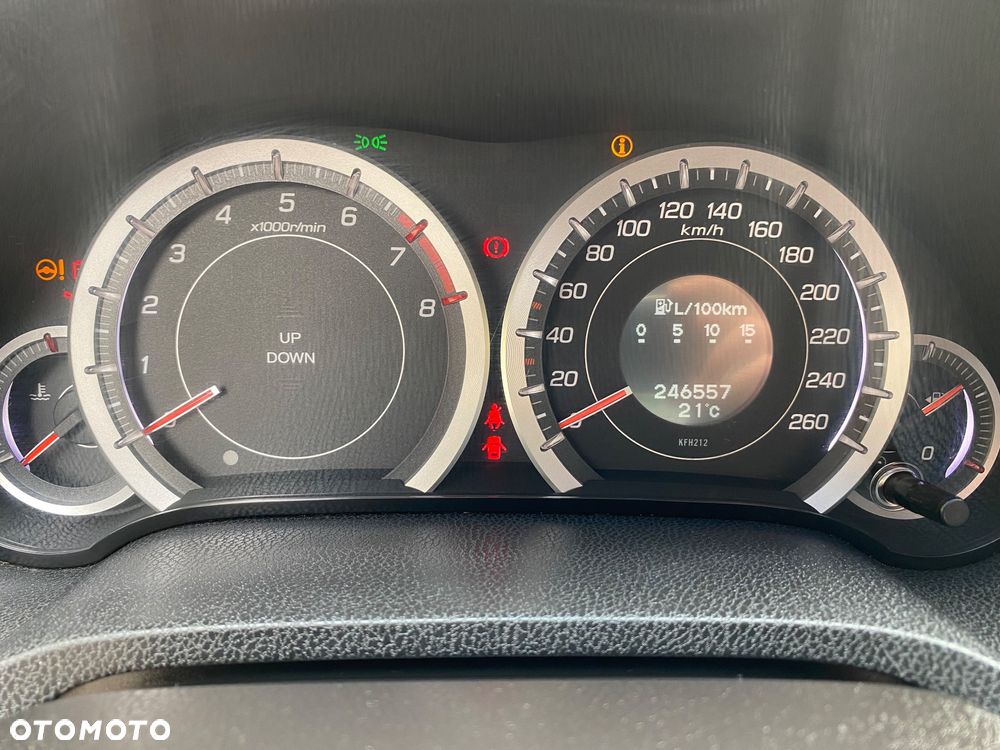 Honda Accord 2.0 Comfort - 9