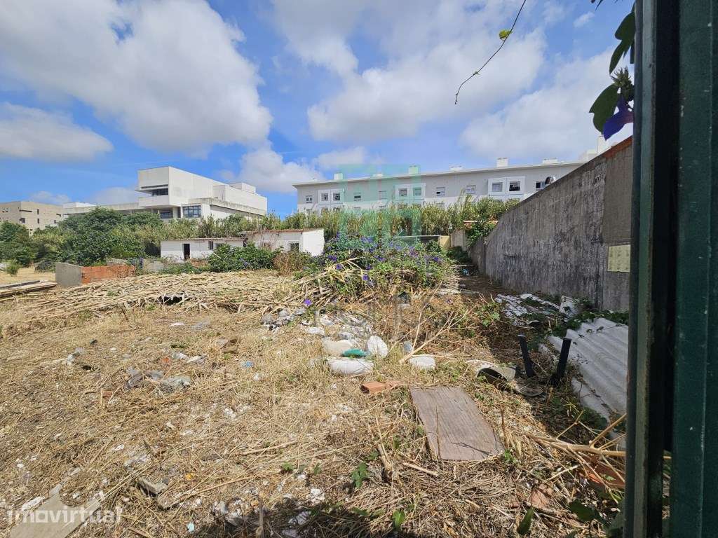 Terreno com 2000m2, junto Universidades, na Ajuda, Lisboa - Grande imagem: 4/25