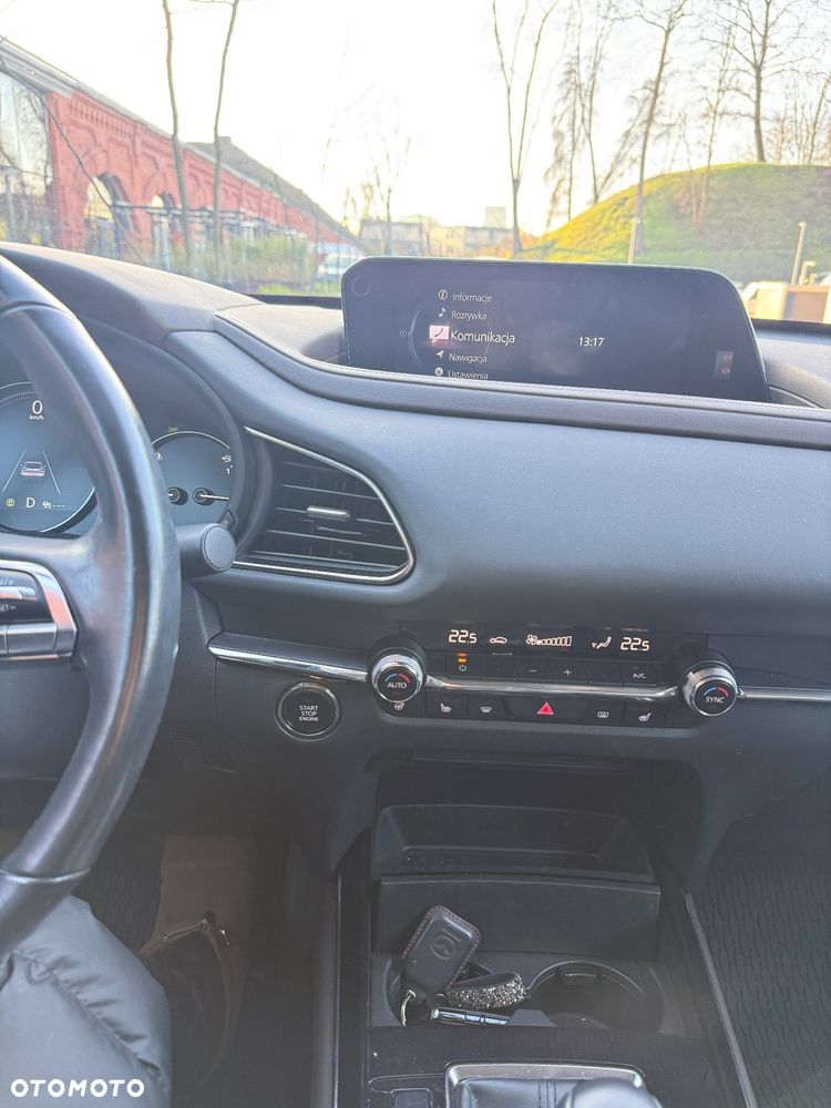 Mazda CX-30 2.0 mHEV Hikari 2WD - 24