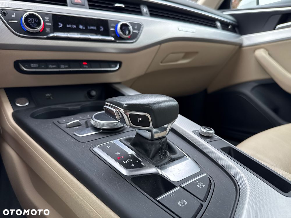 Audi A4 Limousine 45 TFSI Quattro Sport S tronic - 17