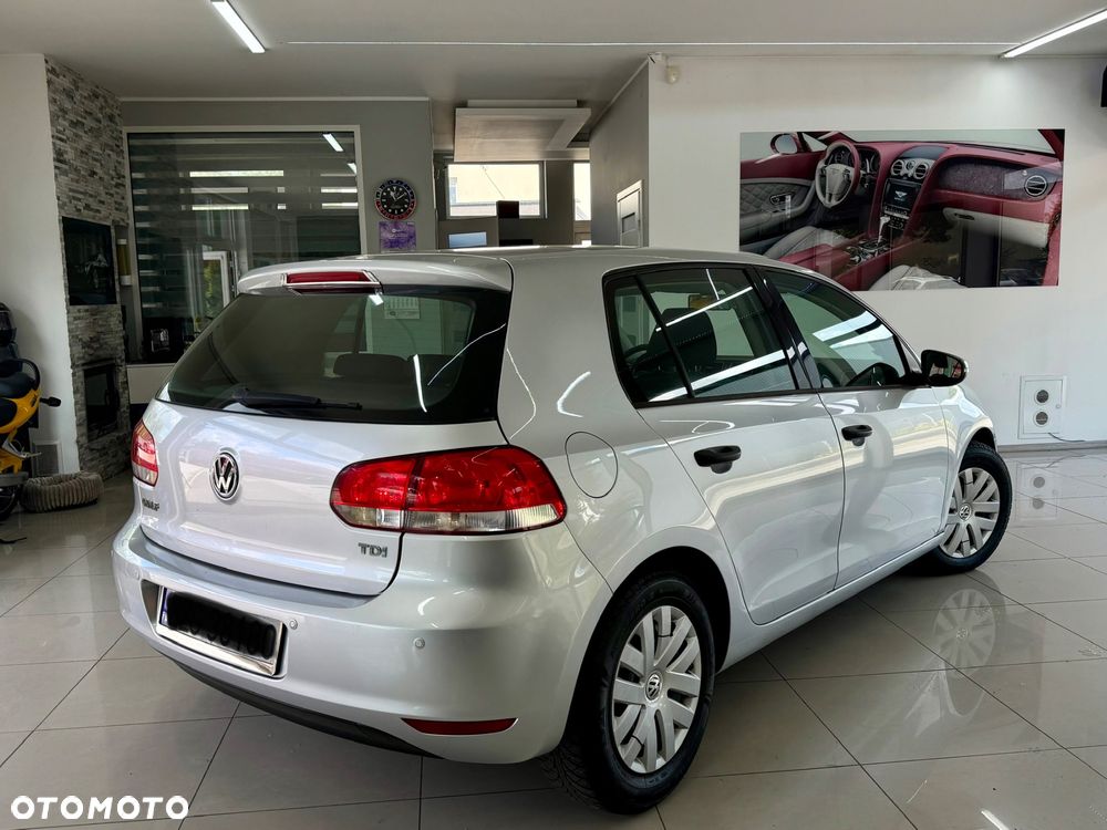 Volkswagen Golf - 4