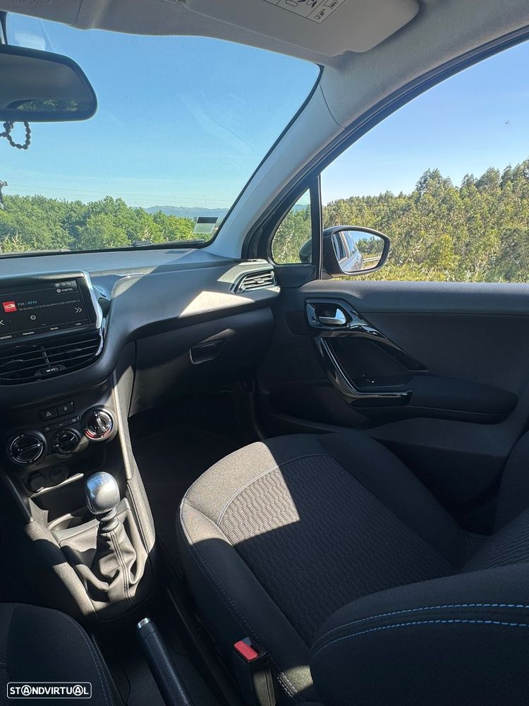 Peugeot 208 1.5 BlueHDi Signature - 10