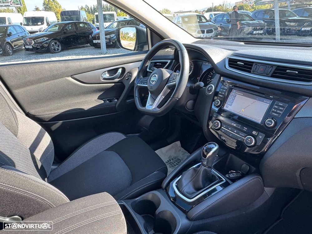 Nissan Qashqai 1.2 DIG-T N-Connecta Xtronic - 11