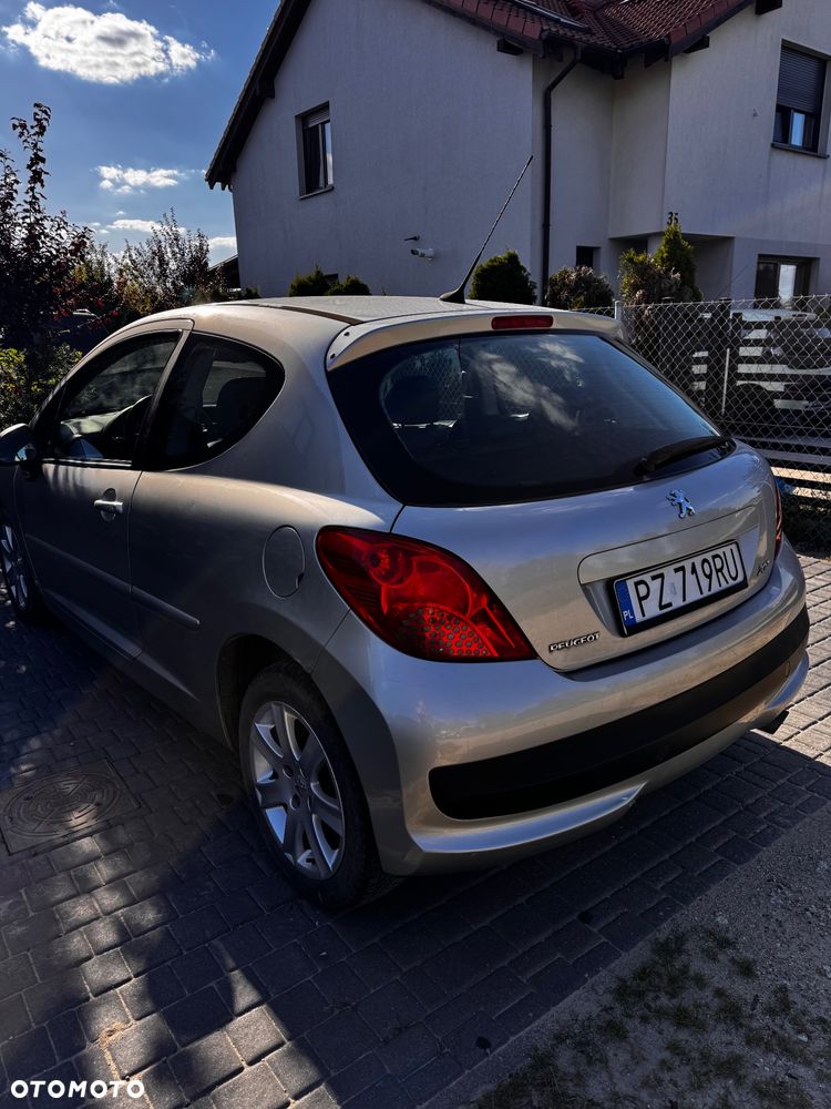Peugeot 207 1.6 HDi 16V Sporty - 2