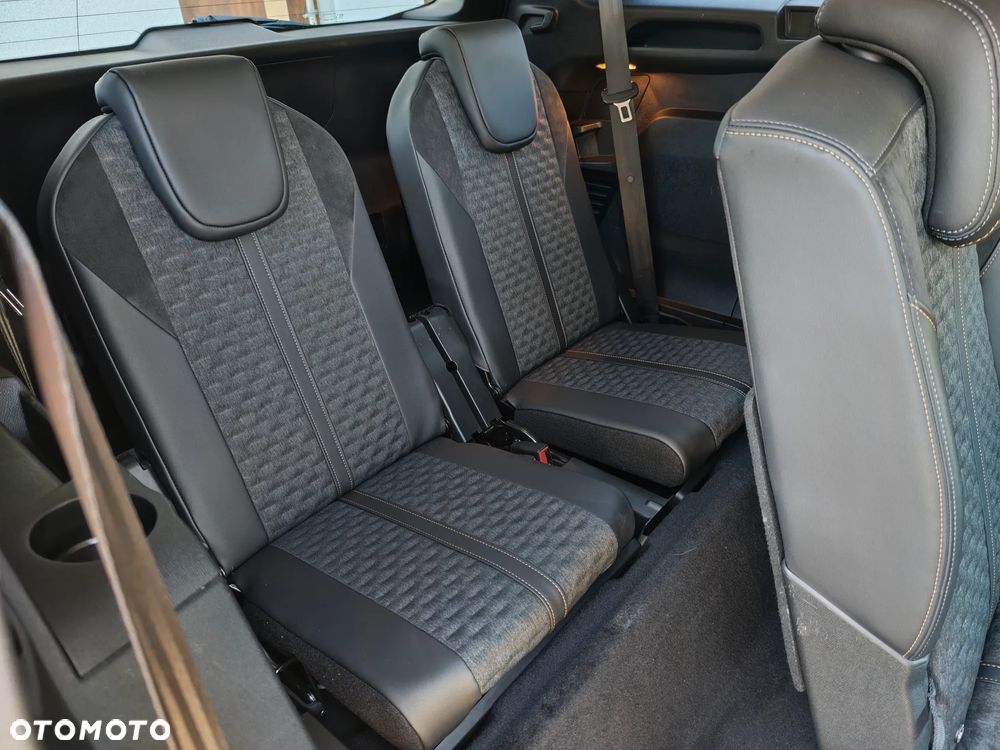 Peugeot 5008 - 28