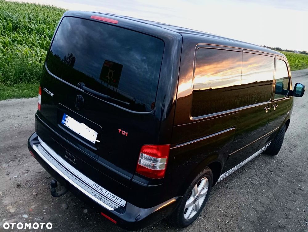 Volkswagen Multivan - 3