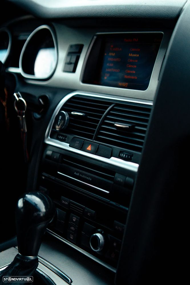 Audi Q7 3.0 V6 TDi quattro S-line Tiptronic - 24