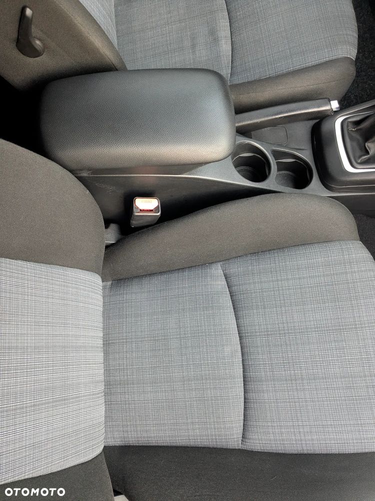 Kia Ceed 1.6 Crdi Comfort + - 6