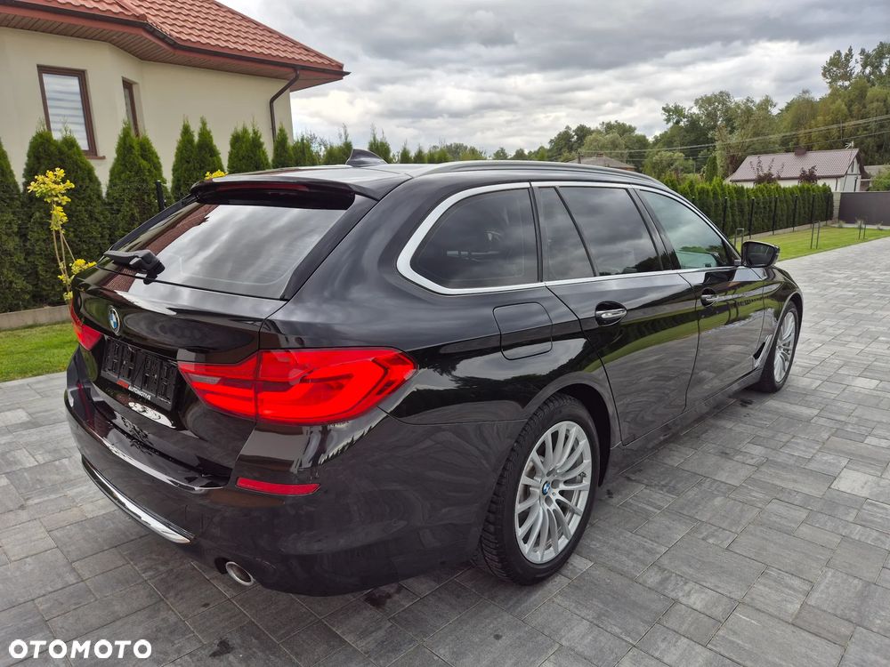 BMW Seria 5 520d Touring Luxury Line - 34