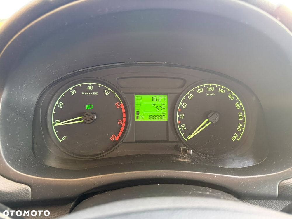 Skoda Fabia - 5