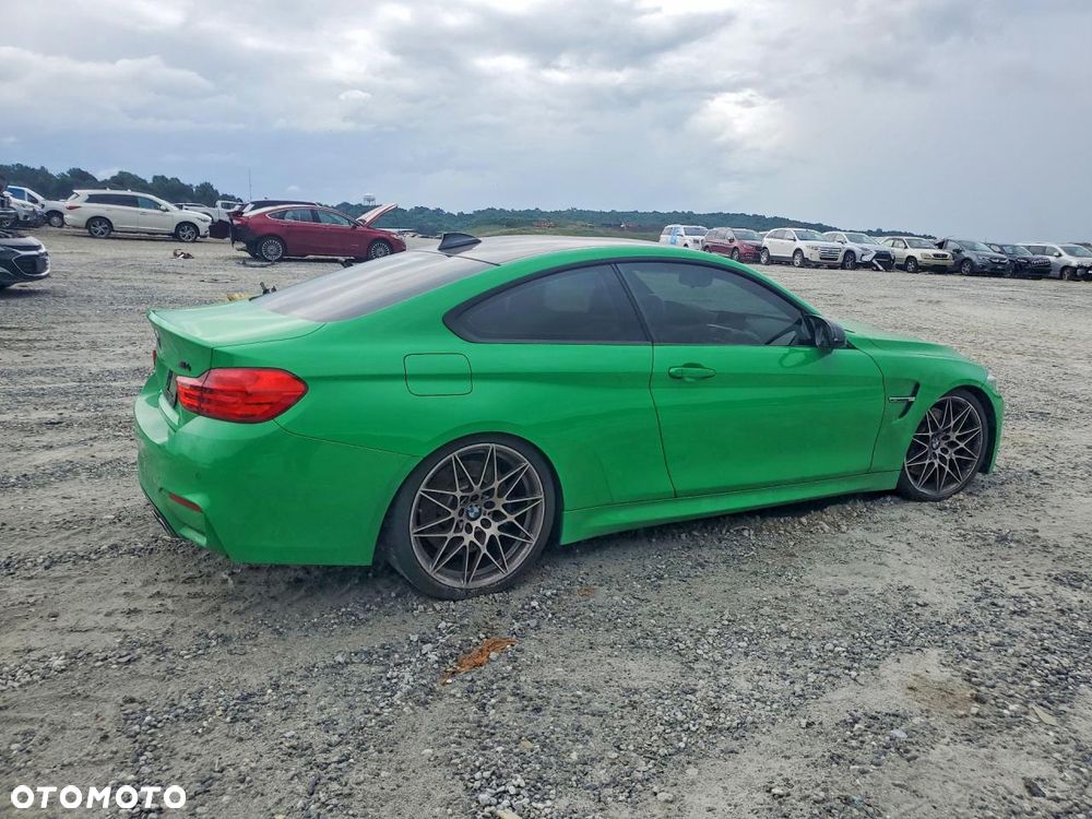 BMW M4 - 6