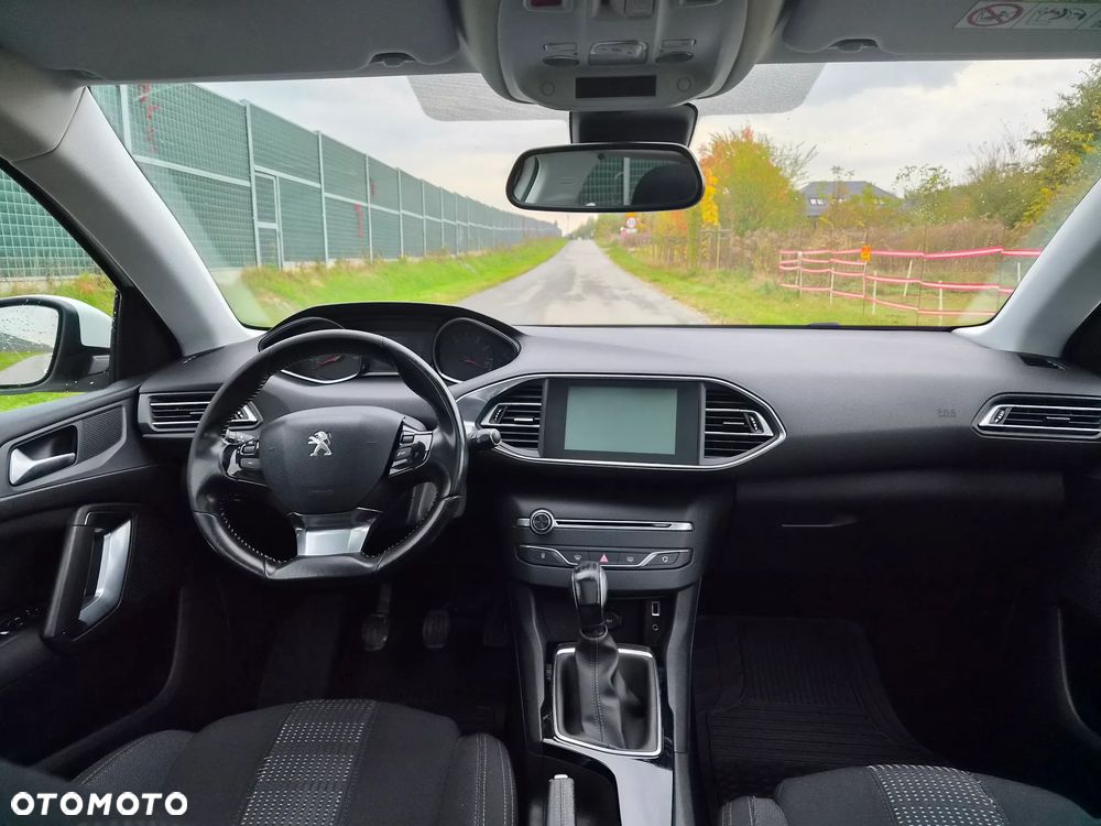 Peugeot 308 2015
