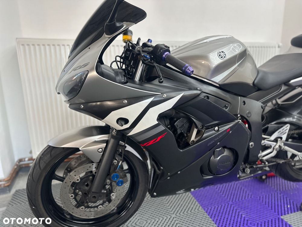 Yamaha R6