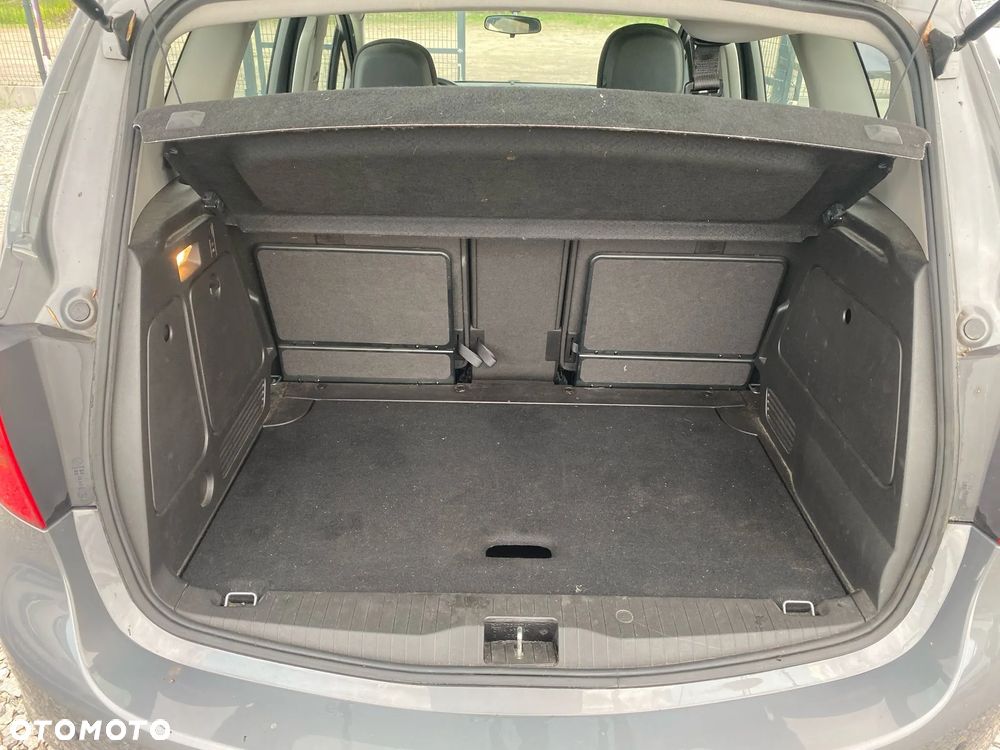Opel Meriva - 23