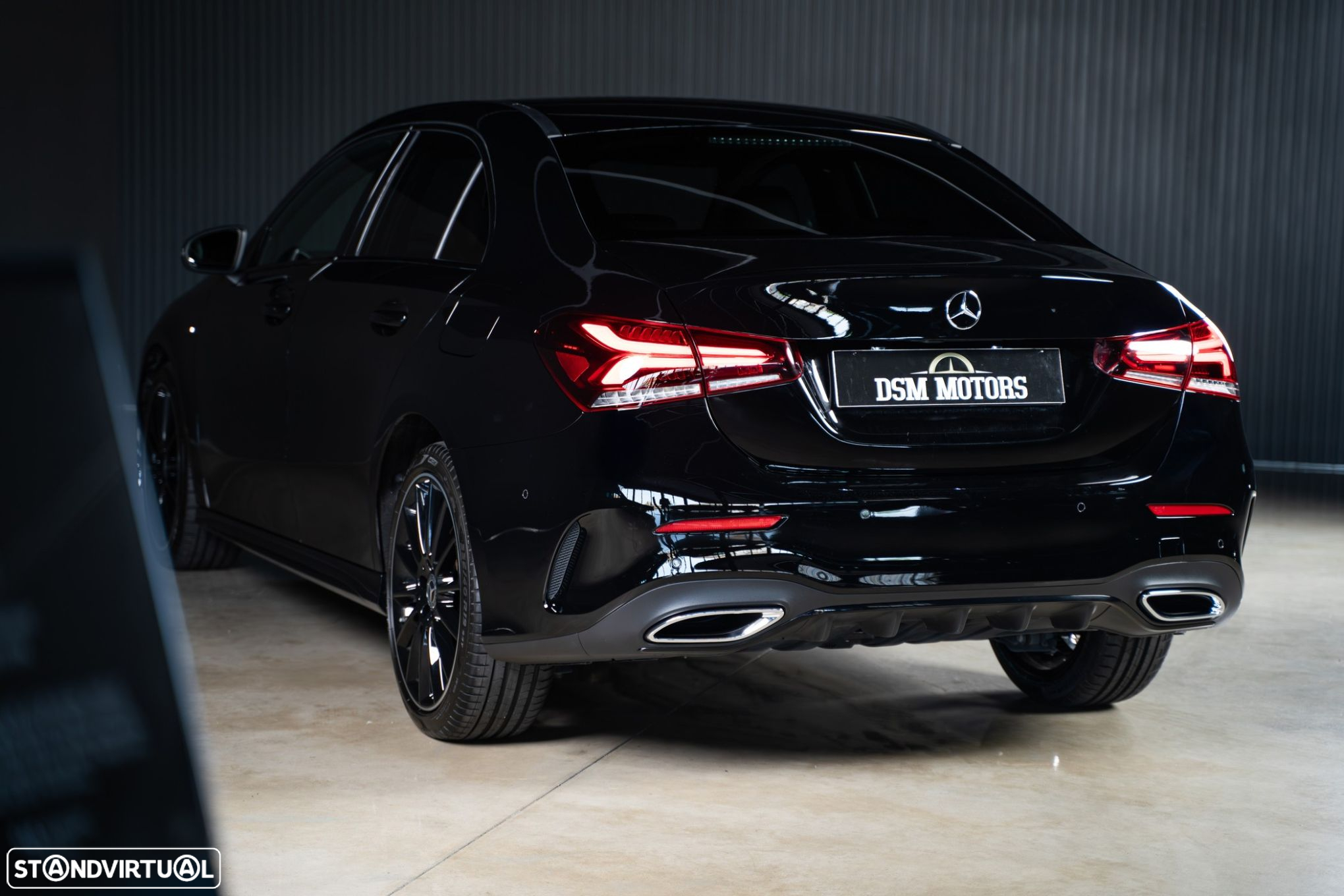 Mercedes-Benz A 250 Limousine e AMG Line - 10
