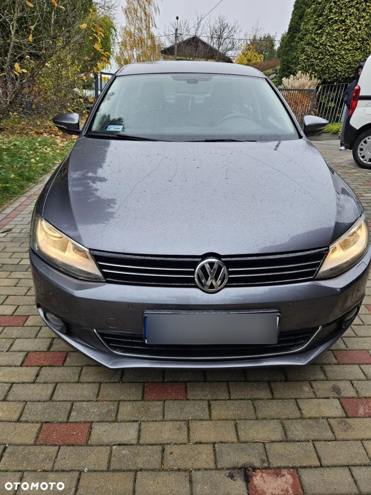 Volkswagen Jetta 1.6 TDI DPF Comfortline - 1