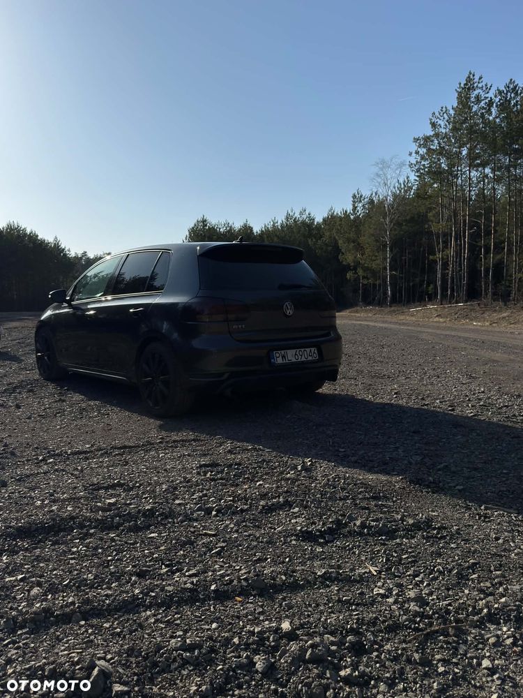 Volkswagen Golf - 4