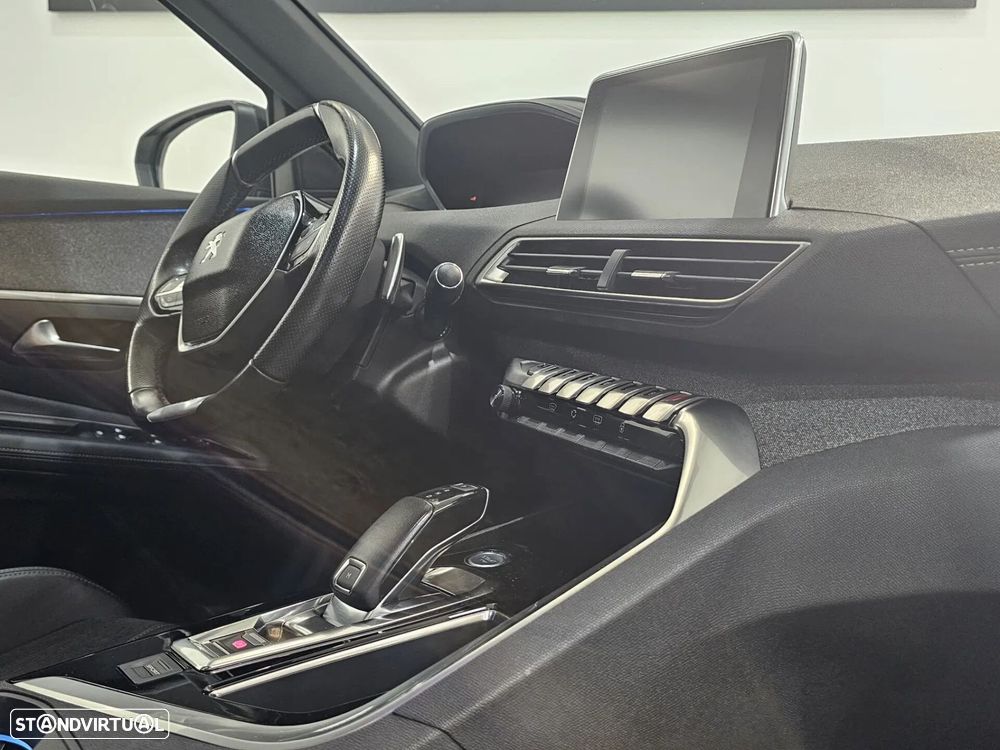 Peugeot 3008 1.6 BlueHDi GT Line EAT6 - 17