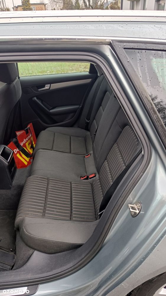 Audi A4 Avant - 6