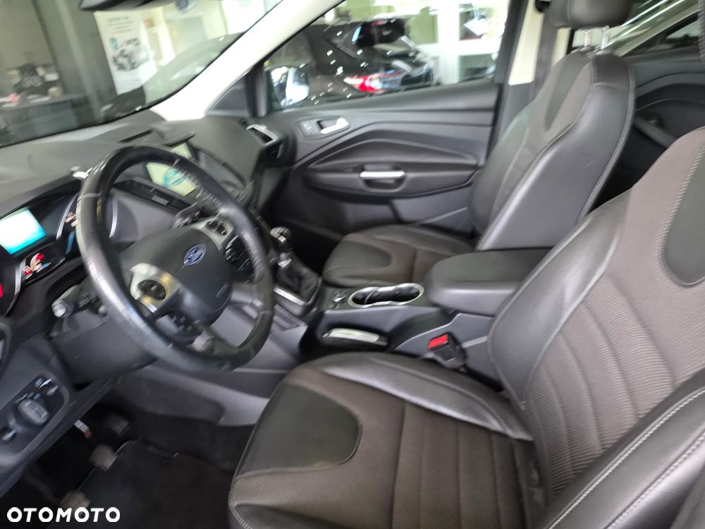 Ford Kuga - 7