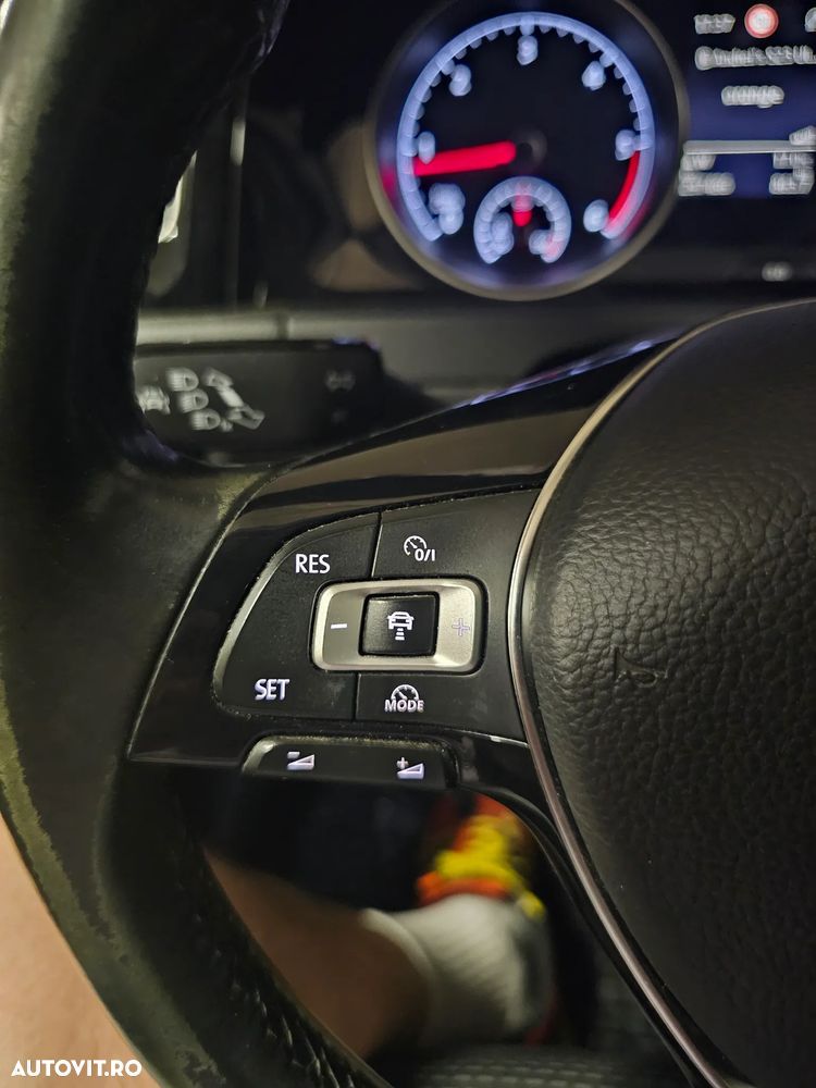 Volkswagen Golf 2.0 TDI BMT Highline - 36