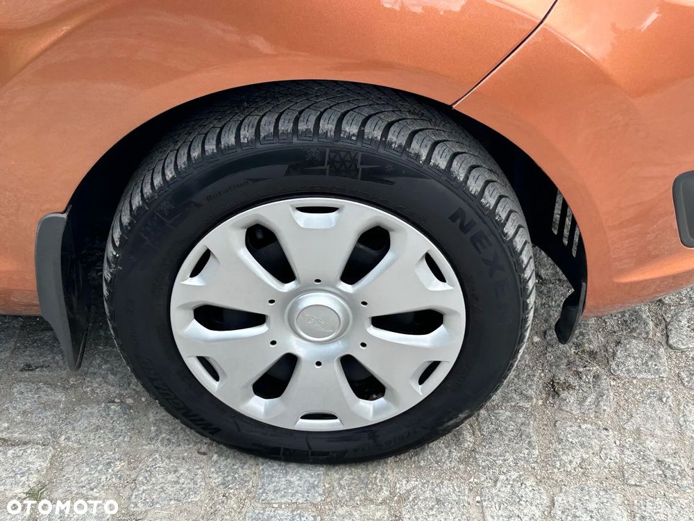 Ford Fiesta - 24
