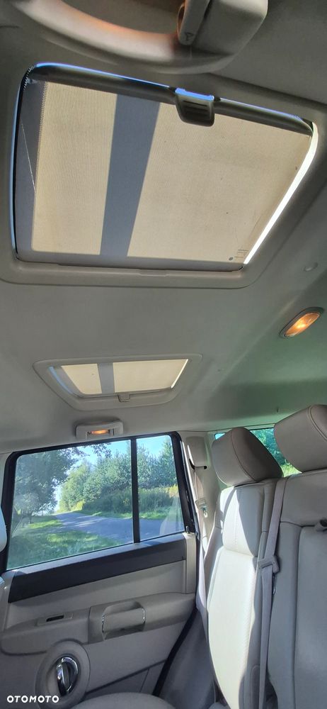 Jeep Commander - 16
