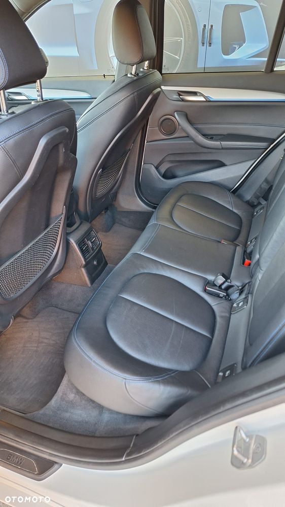 BMW X1 xDrive20i M Sport - 24