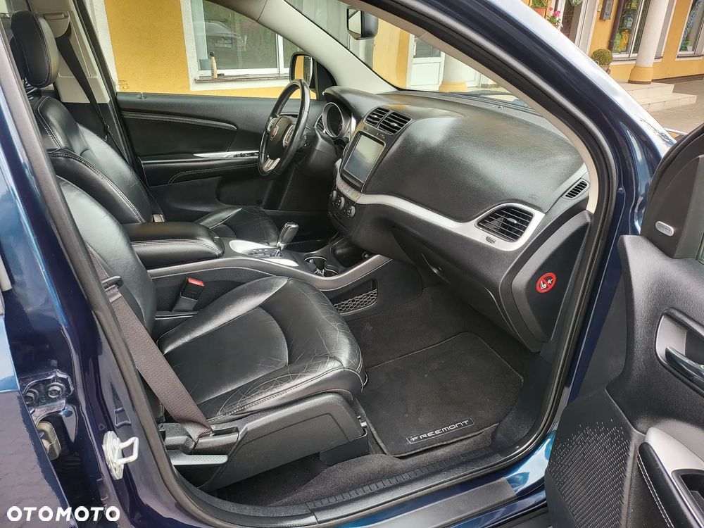 Fiat Freemont 2.0 Multijet 16V DPF Automatik Allrad Black Code - 19