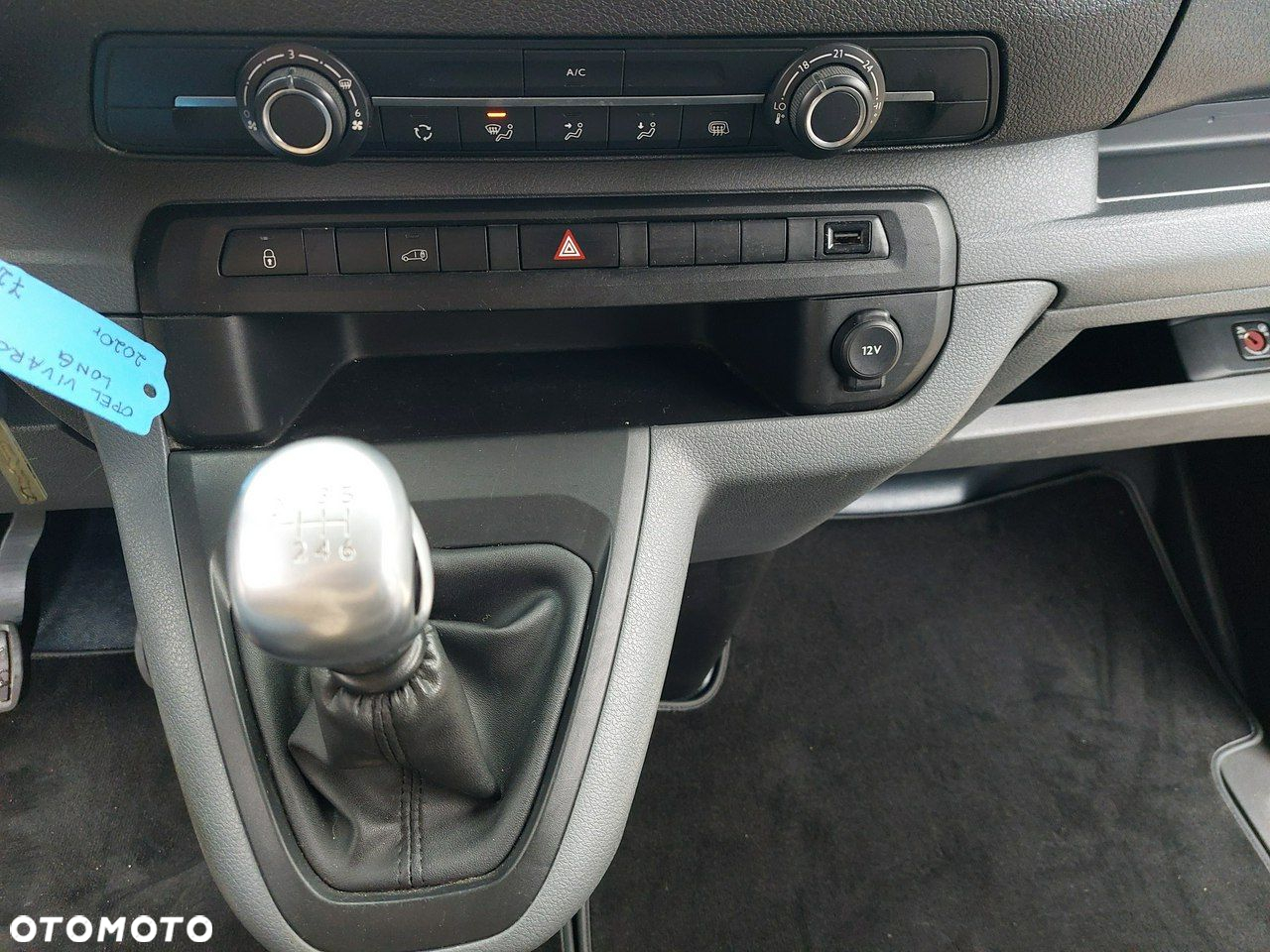 Opel Vivaro - 23