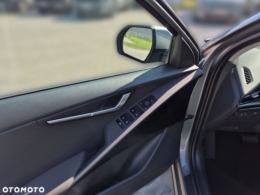 Kia Niro 1.6 GDI Hybrid M - 11