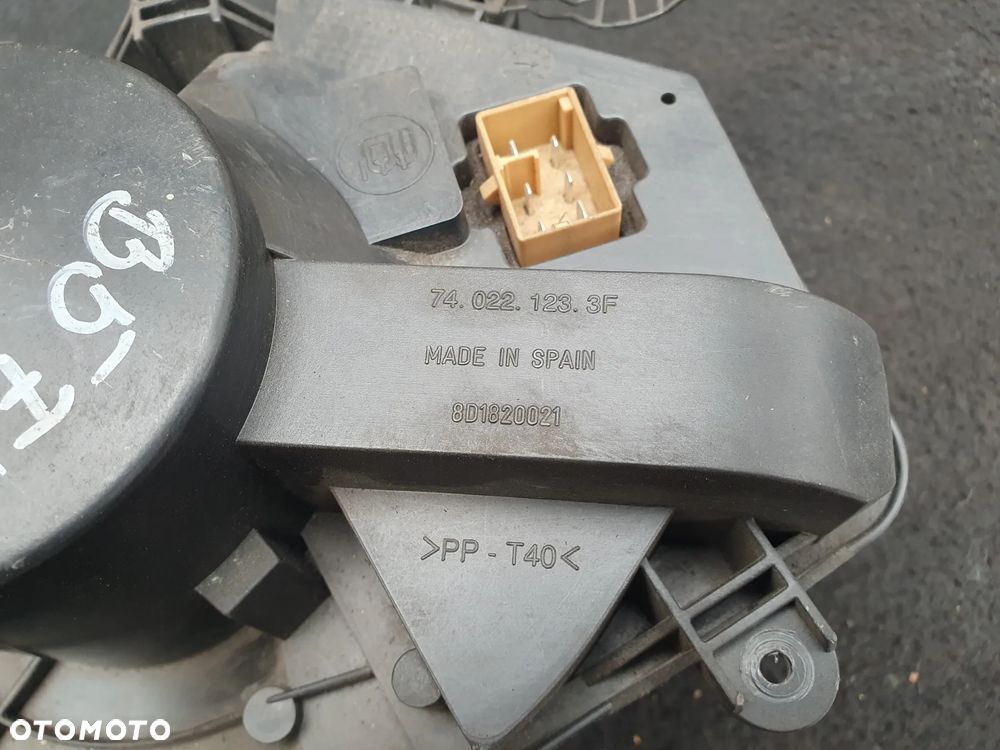 AUDI A4 B5 VW PASSAT B5 WENTYLATOR DMUCHAWA NAWIEWU 8D1820021 ORYGINAŁ Z REZYSTOREM OPORNIKIEM POSIADAM 3SZT - 3