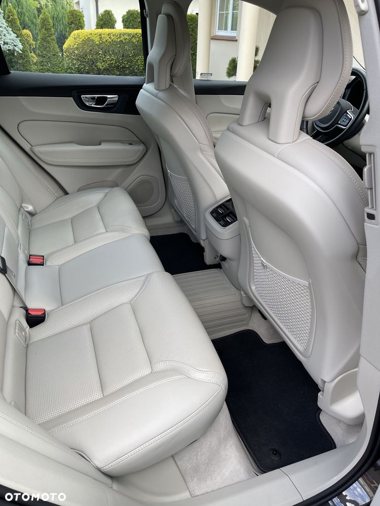 Volvo XC 60 D5 SCR AWD Inscription - 31