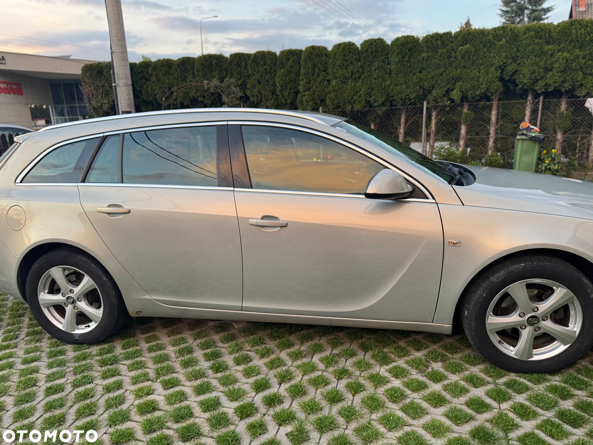 Opel Insignia 1.8 Sport - 2