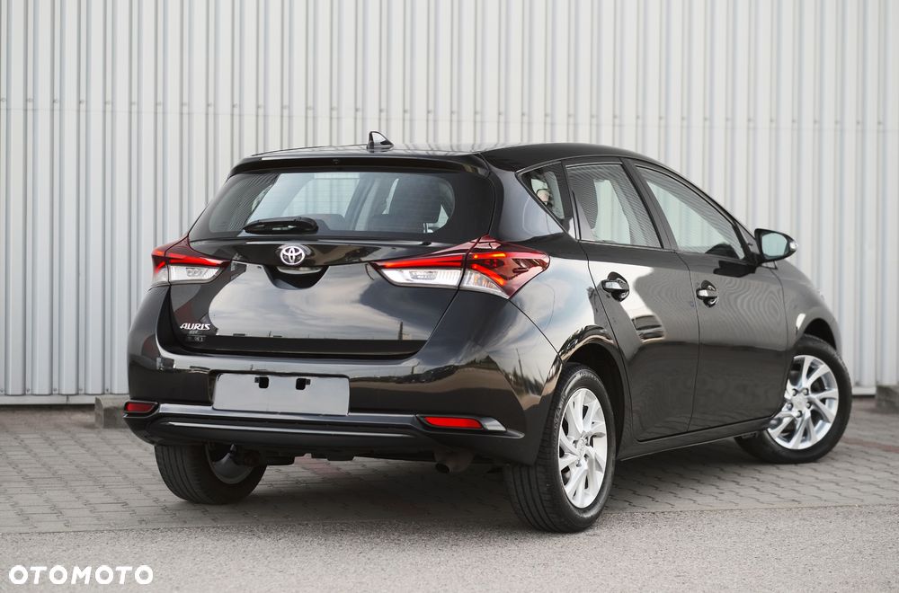 Toyota Auris 1.33 Dual-VVT-i Cool - 5