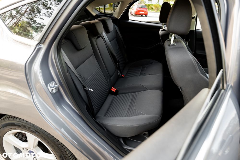Ford Focus 1.0 EcoBoost Trend - 22