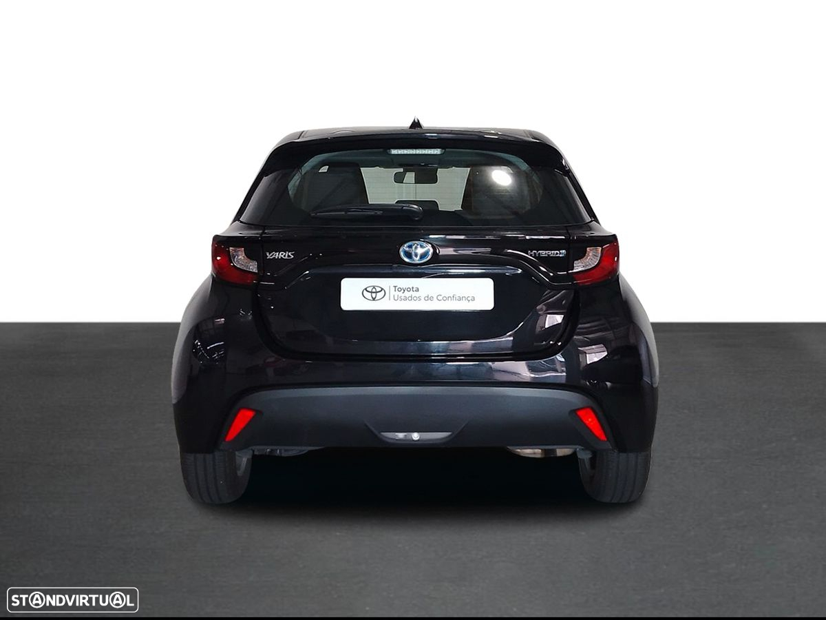 Toyota Yaris - 4