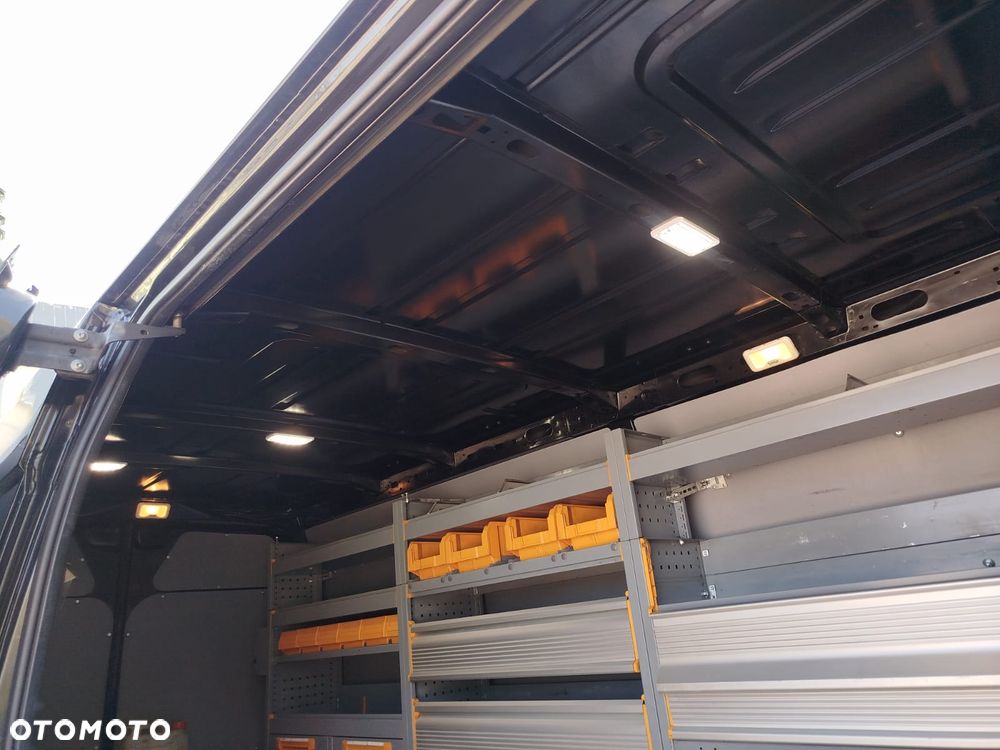 Renault Master - 32