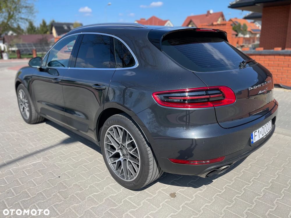 Porsche Macan - 34