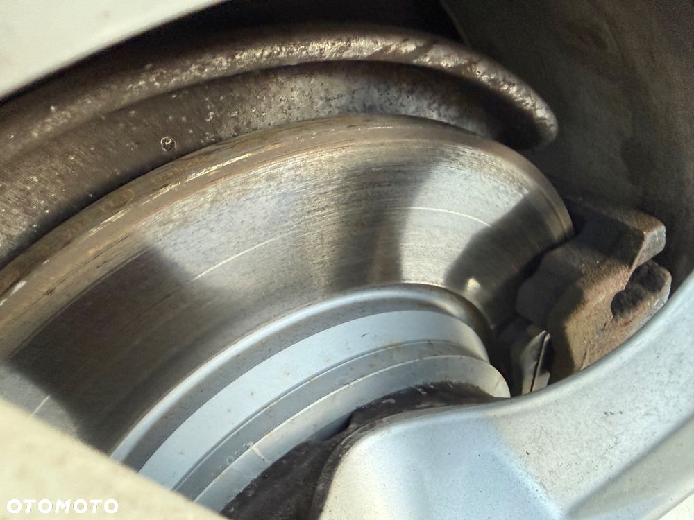 Audi A4 Avant 2.0 TDI S tronic - 22