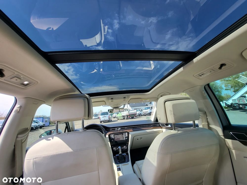 Volkswagen Passat 2.0 TDI SCR DSG Highline - 7